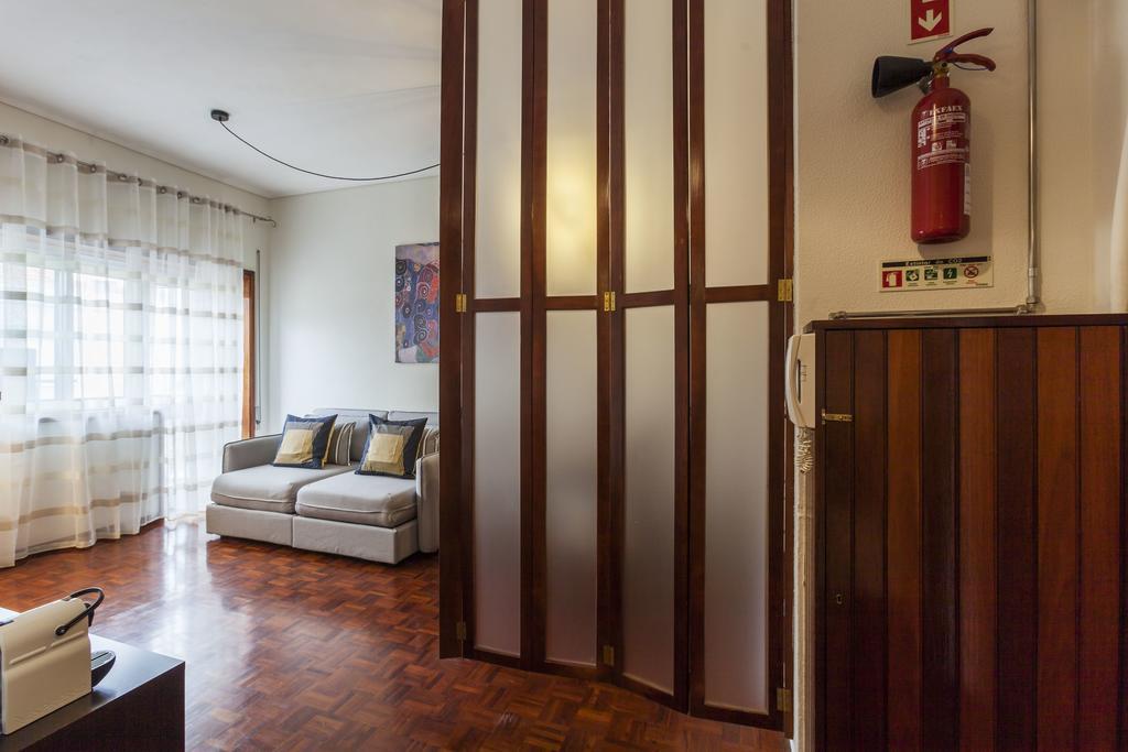 Apartment Camoes Deluxe Порту Экстерьер фото
