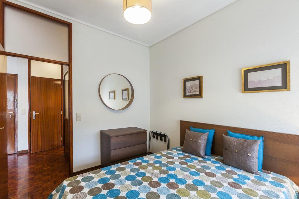 Apartment Camoes Deluxe Порту Экстерьер фото